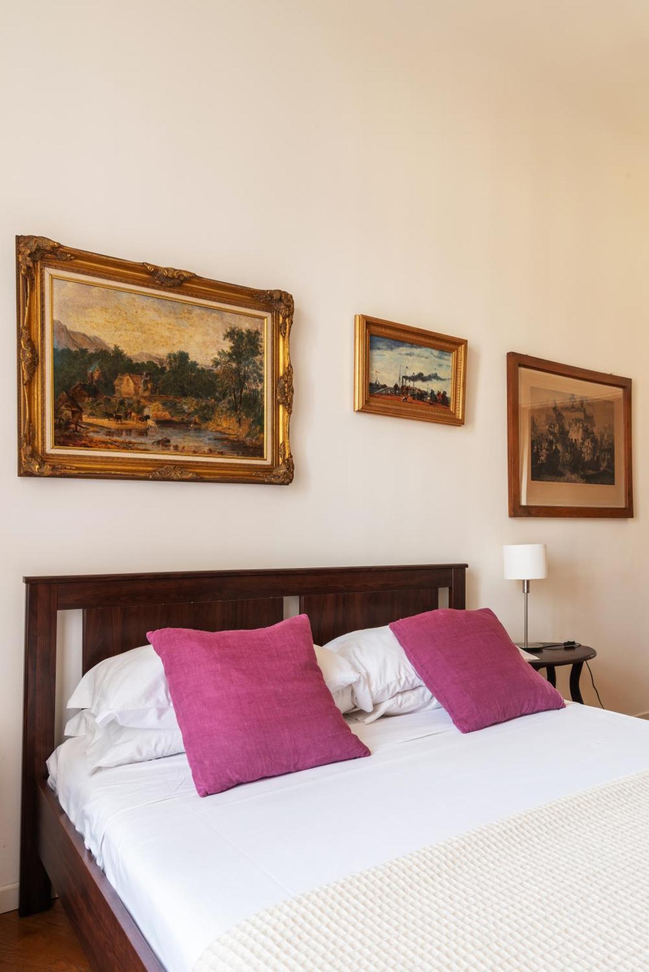 Apartment Quadrilocale Navigli Mailand